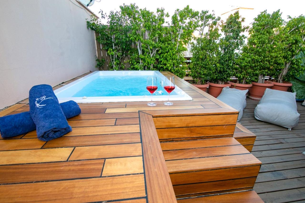 Beautiful Penthouse In Athens With Outside Jacuzzi Apartment Екстериор снимка